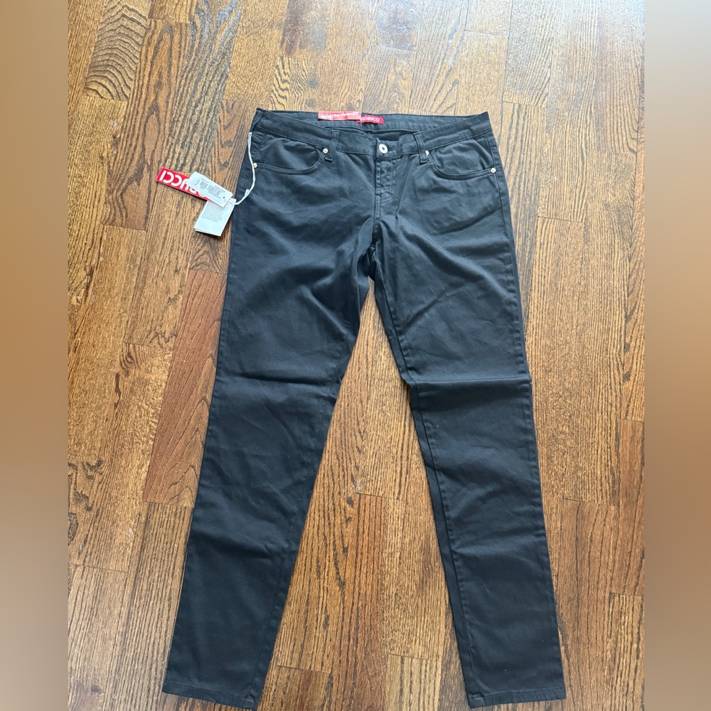NWT FIORUCCI BLACK PANTS JEANS SZ 31